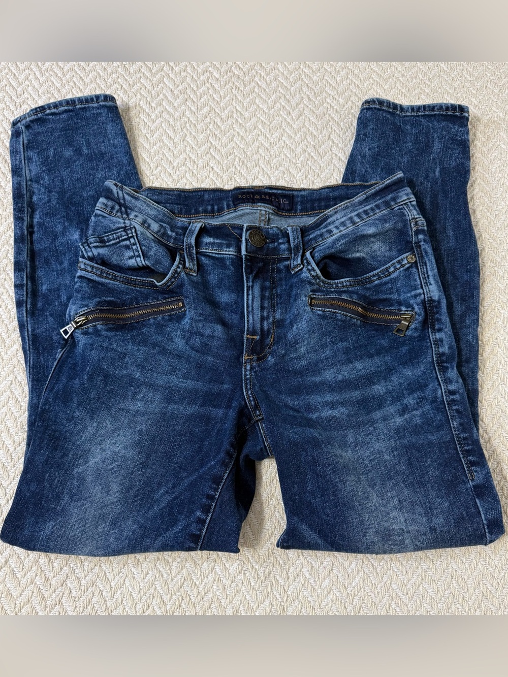 Rock & Republic Kashmiere Ankle Distressed Dark Acid Wash Jeans 6M